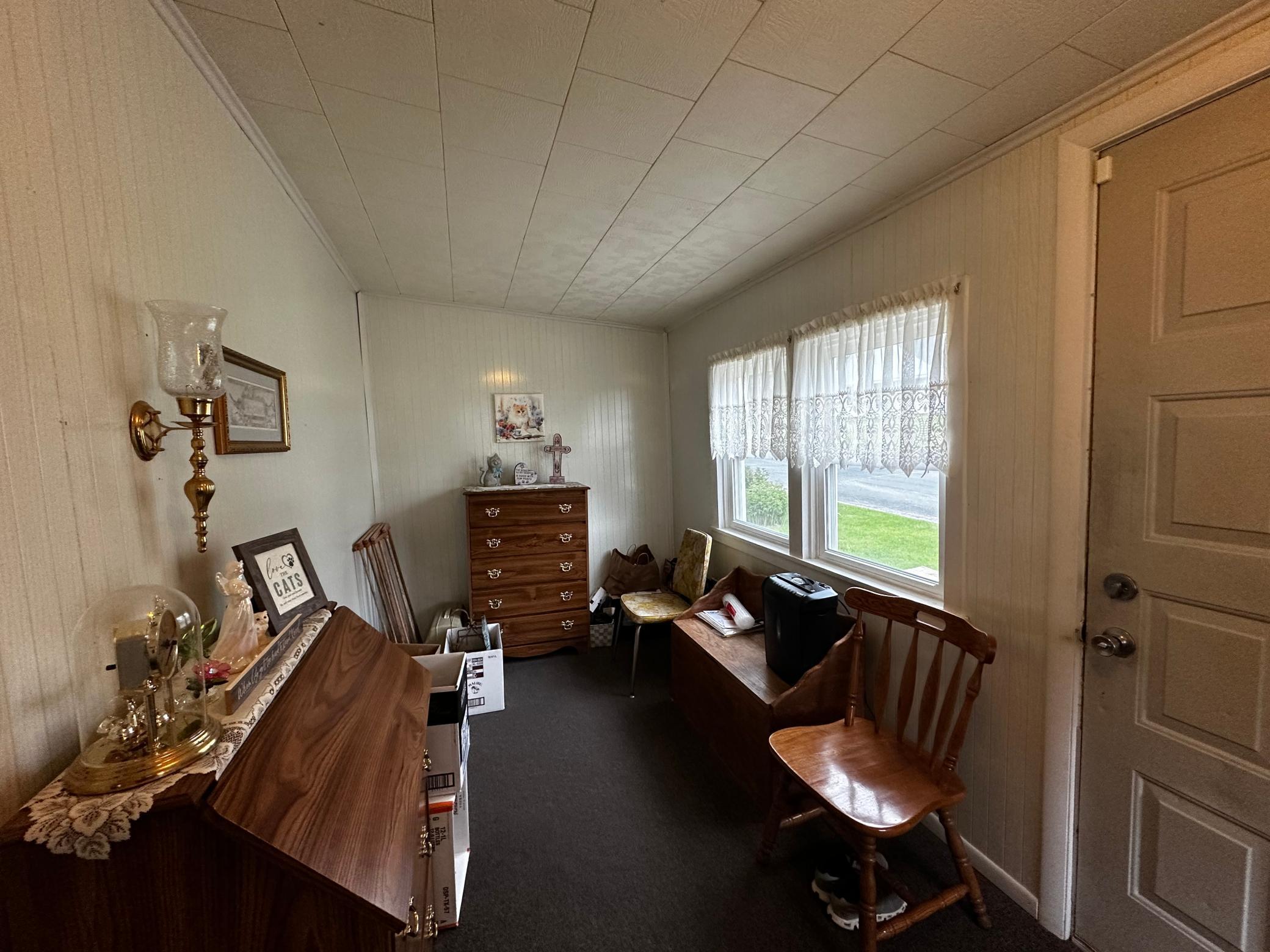 listing main picture