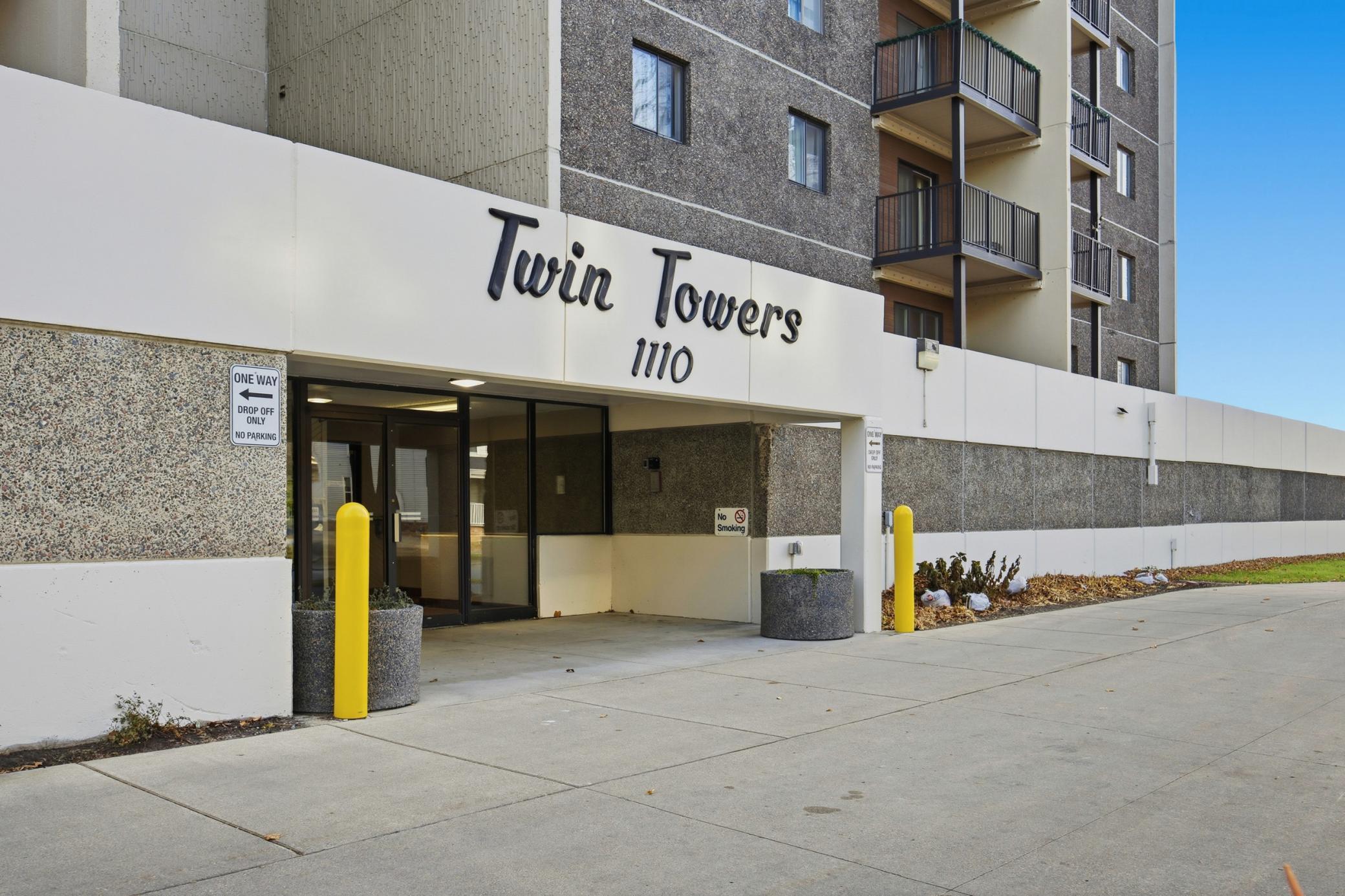 listing main picture