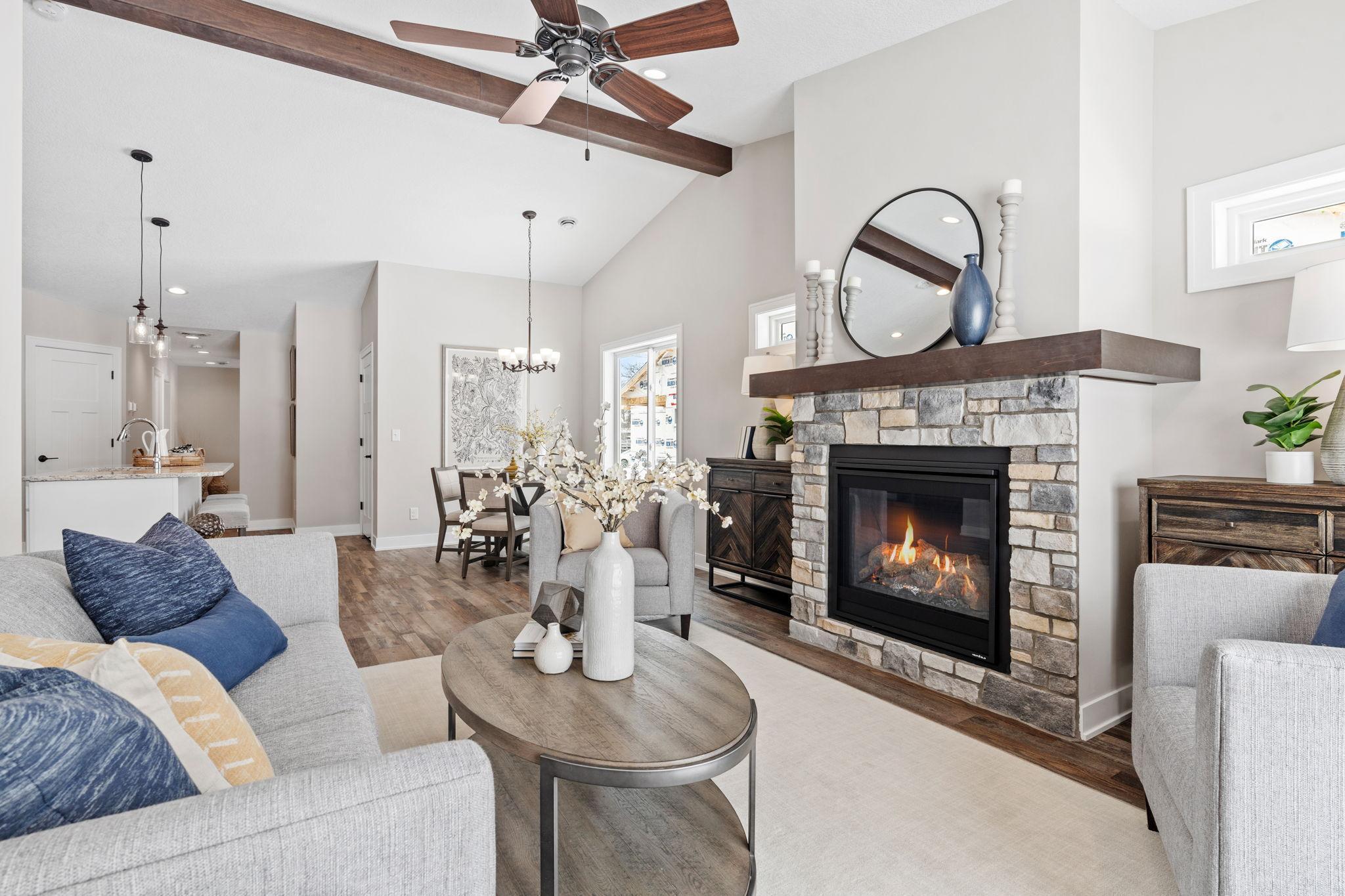 listing main picture