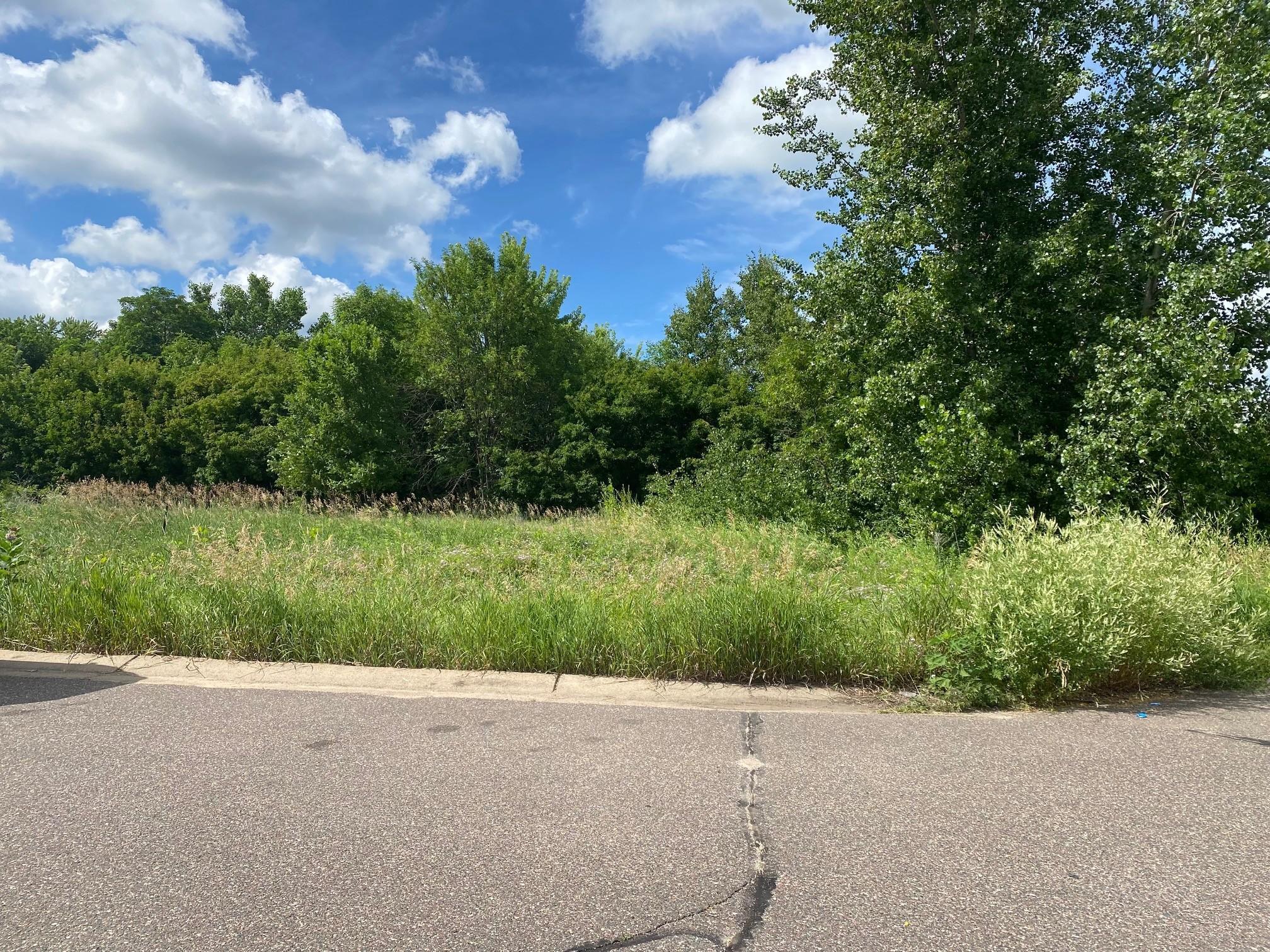 listing main picture