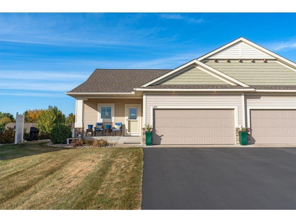 listing main picture