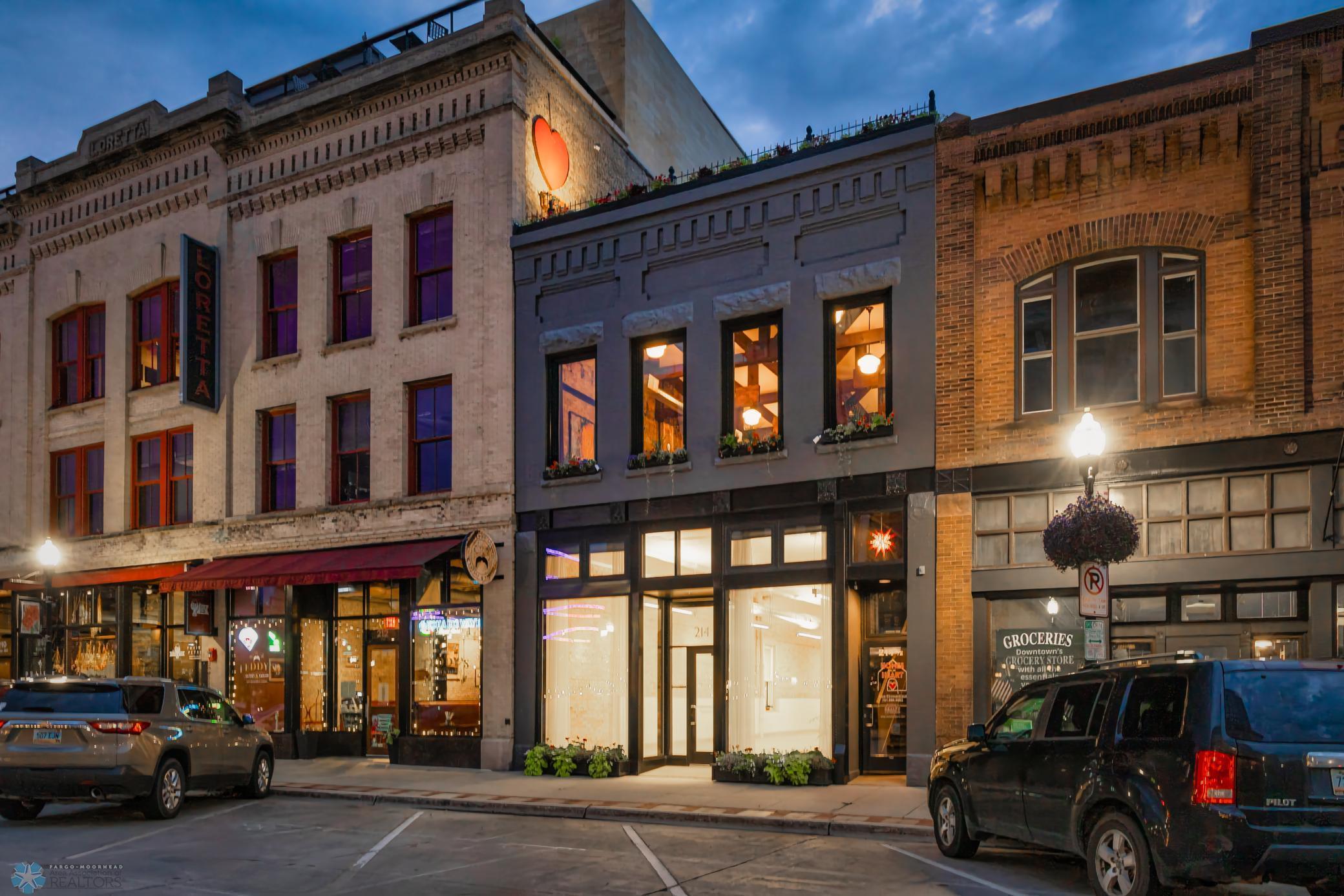 listing main picture