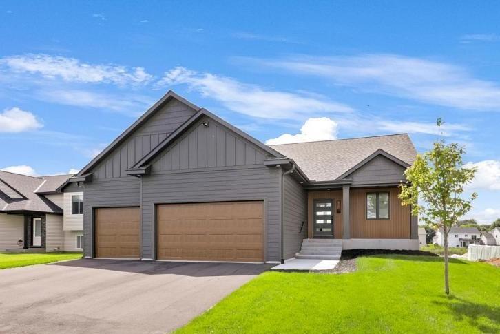 listing main picture