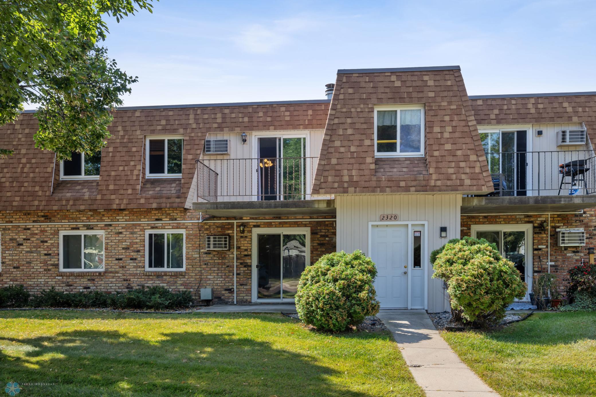 listing main picture