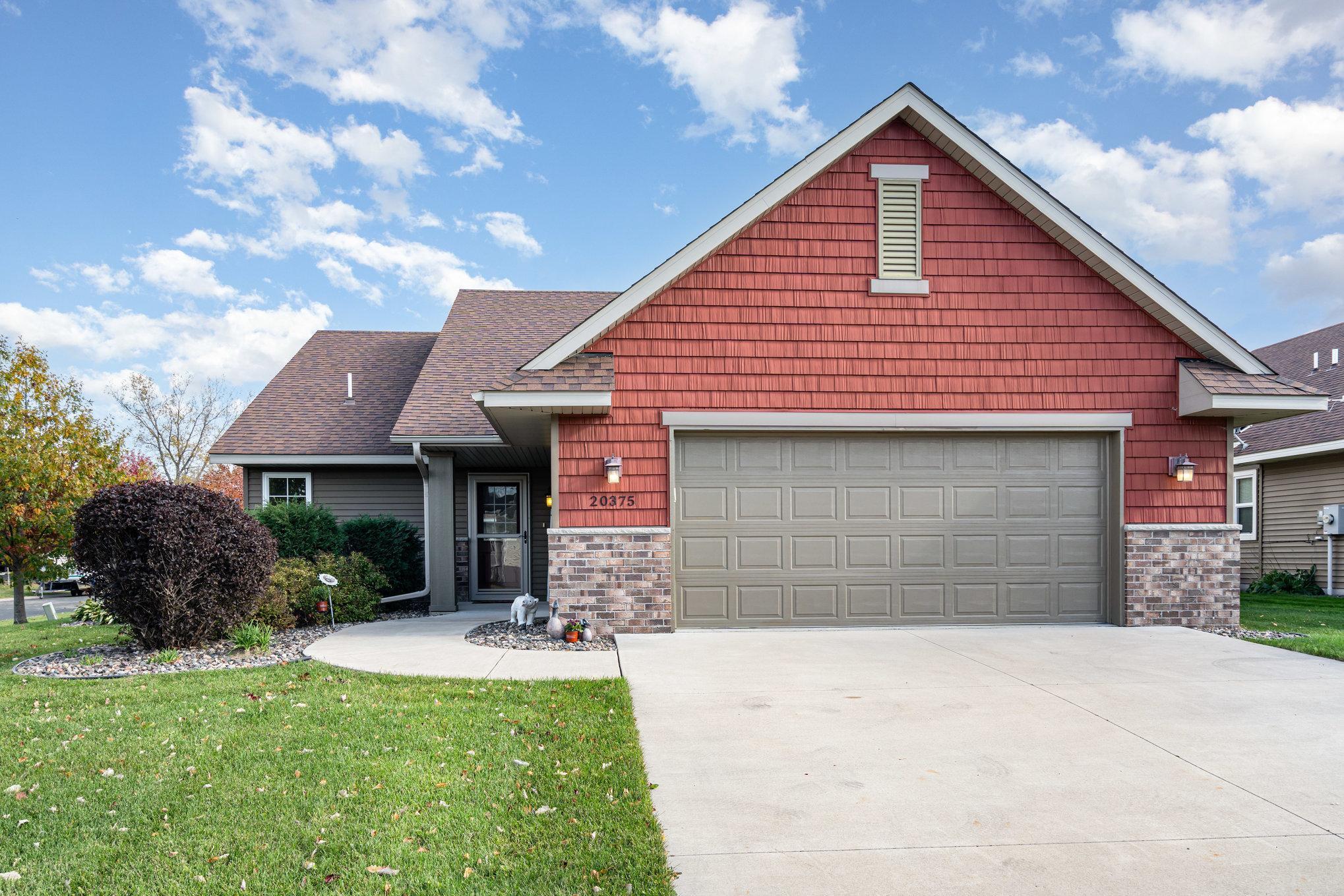 listing main picture