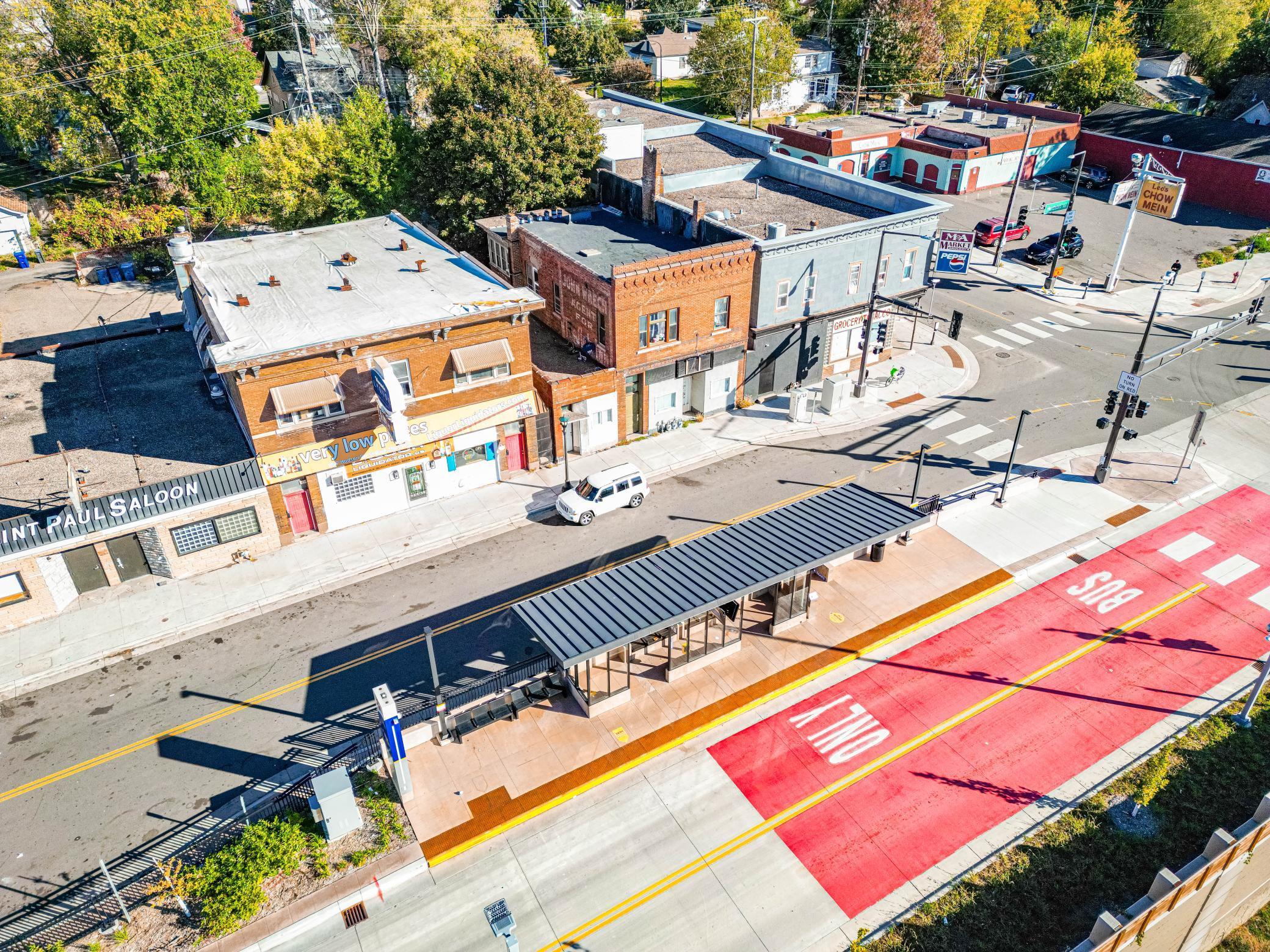 listing main picture