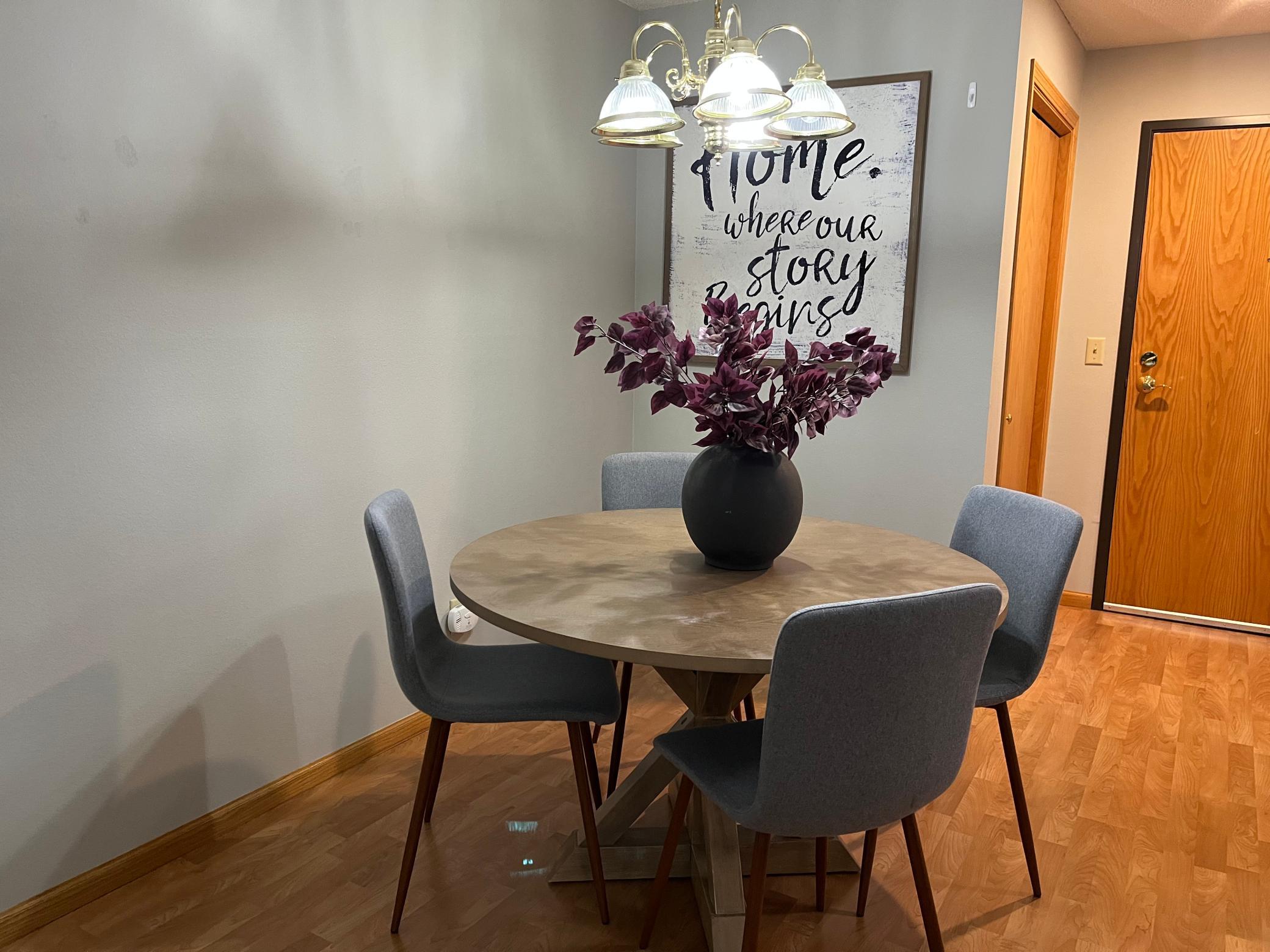 listing main picture