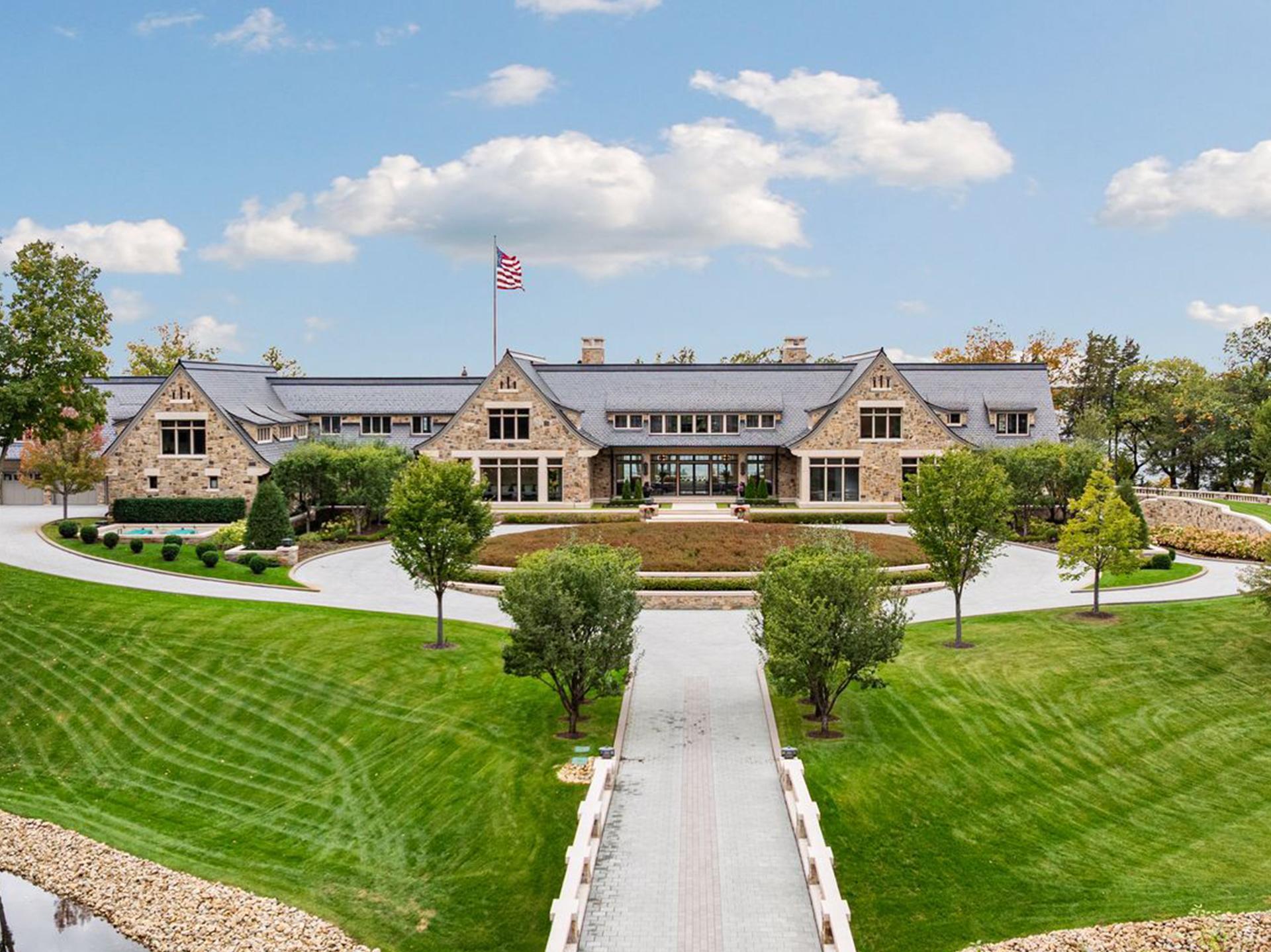 listing main picture