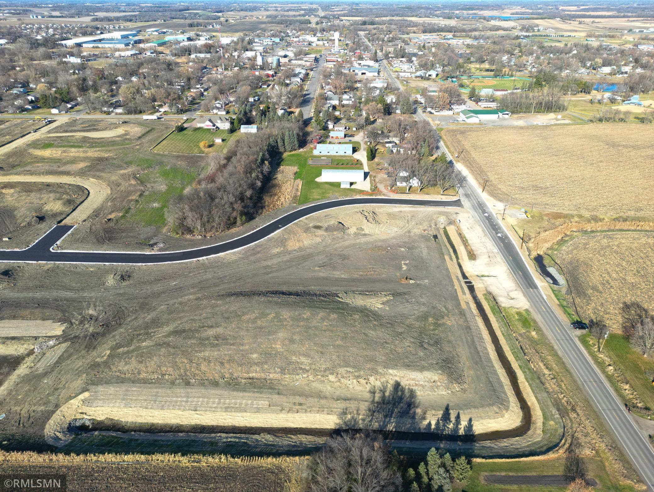 listing main picture