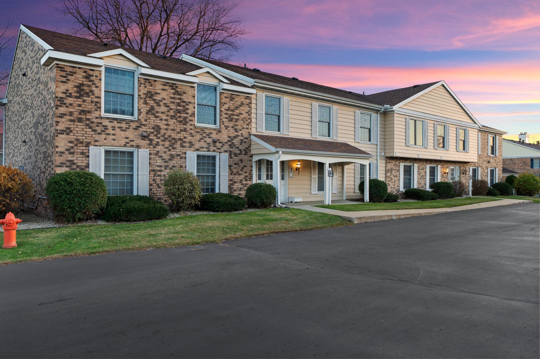 listing main picture