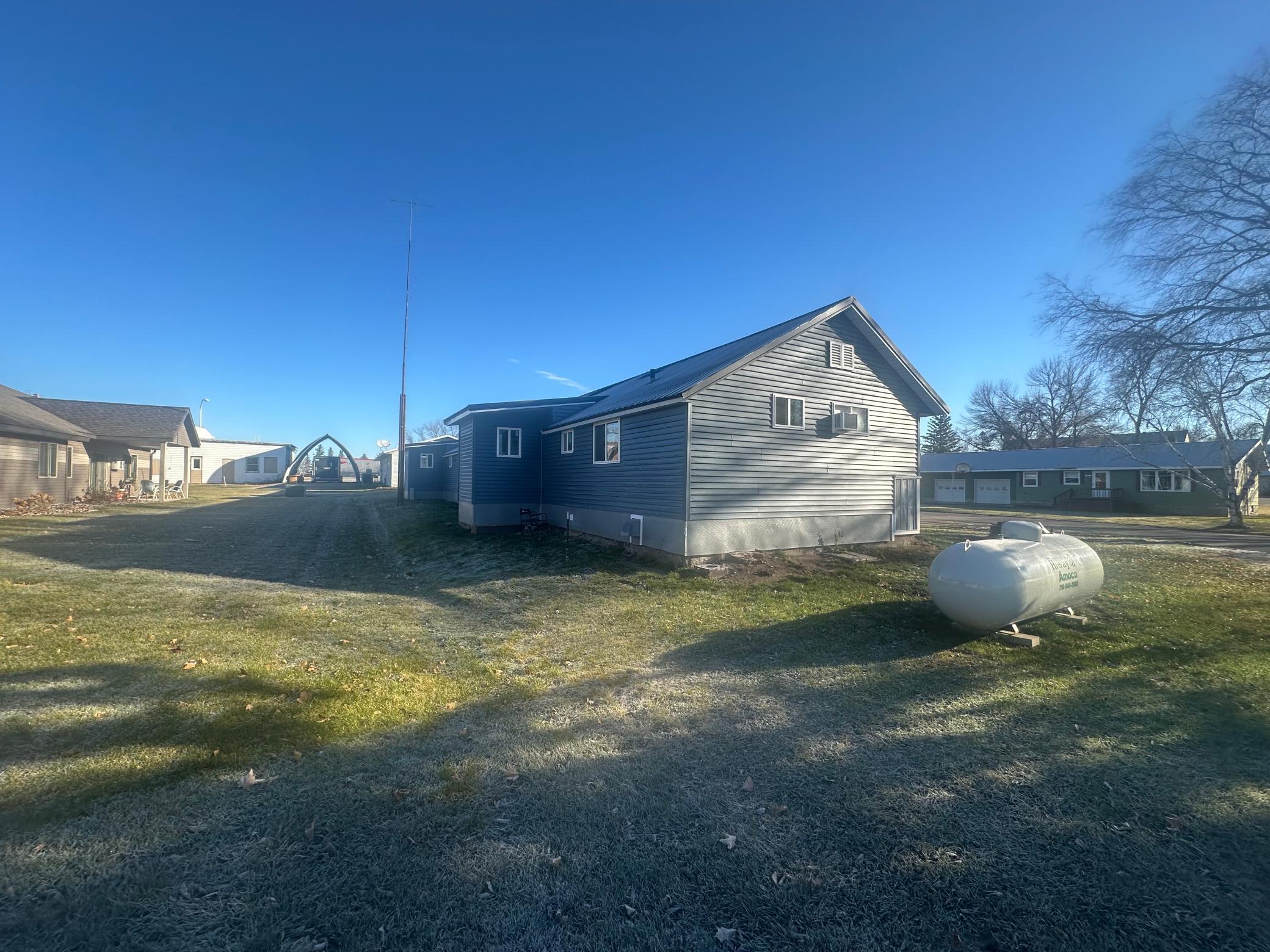 listing main picture