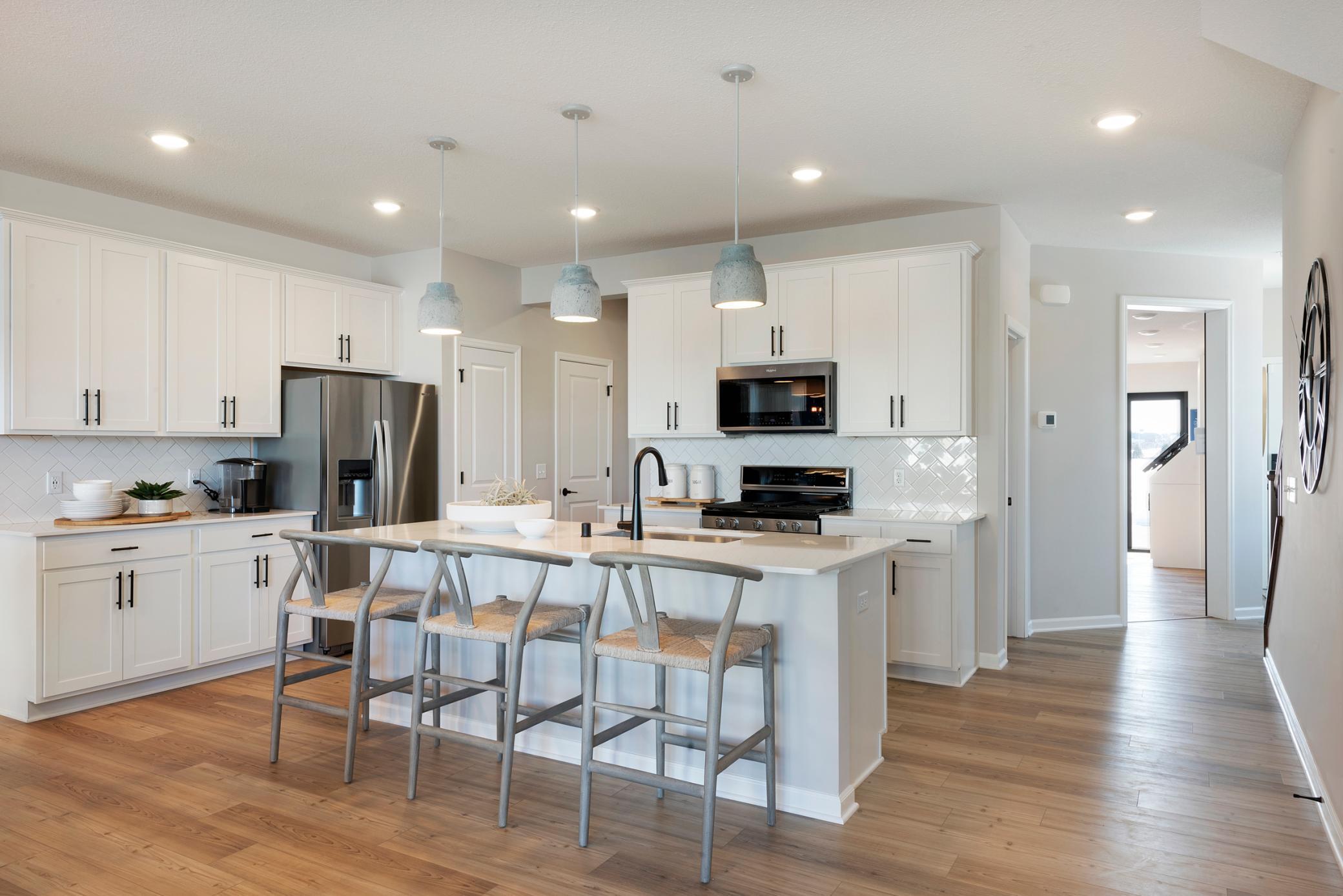 listing main picture