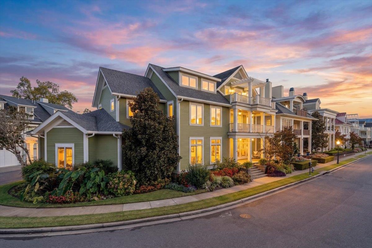 listing main picture