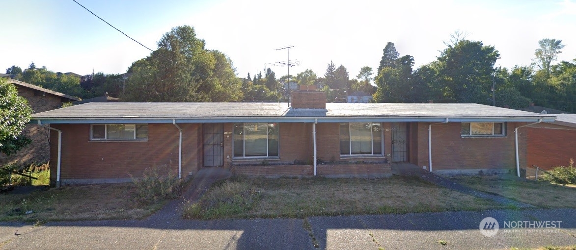 listing main picture