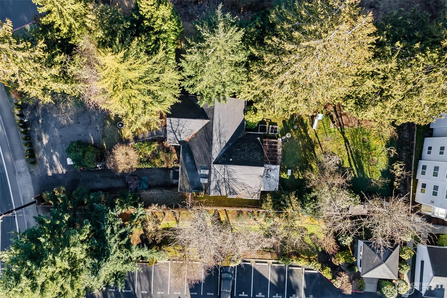 listing main picture