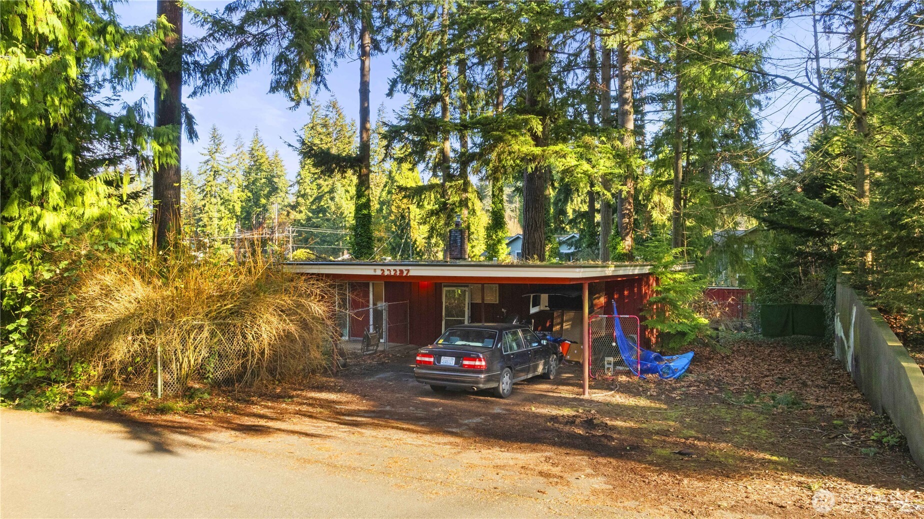 listing main picture