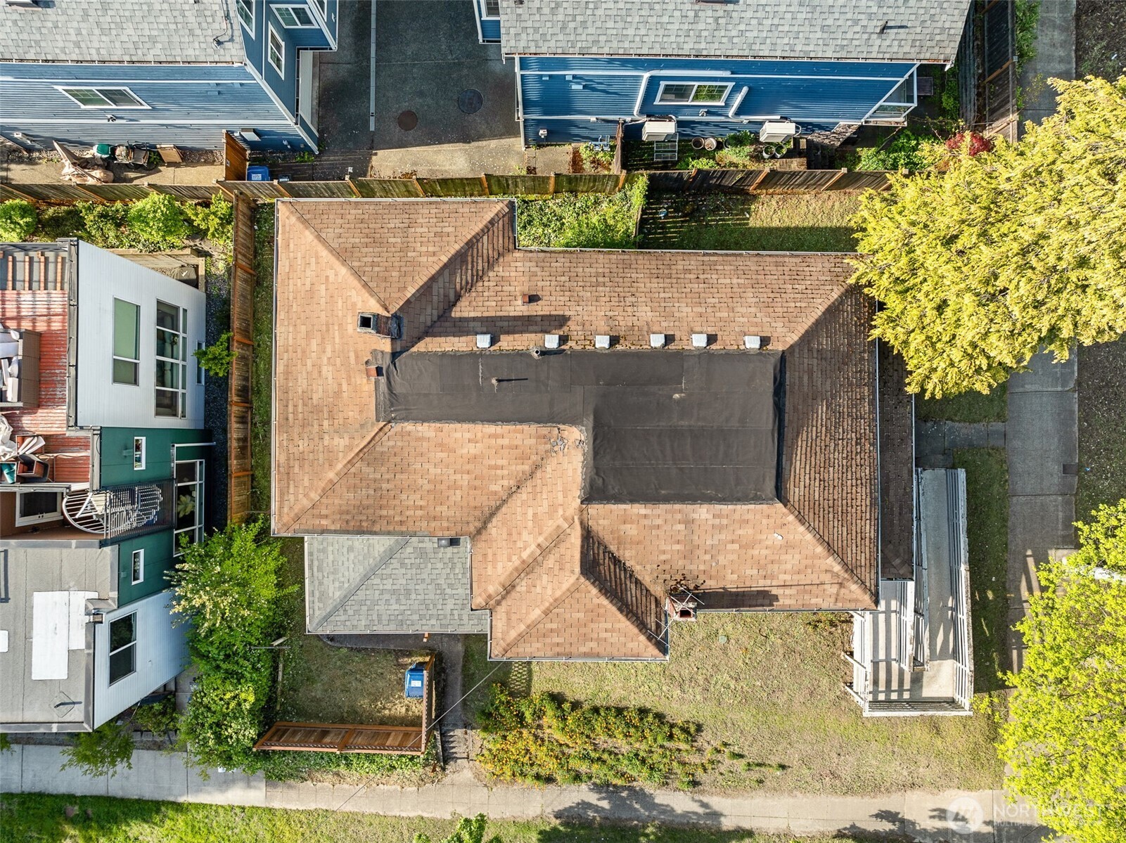 listing main picture