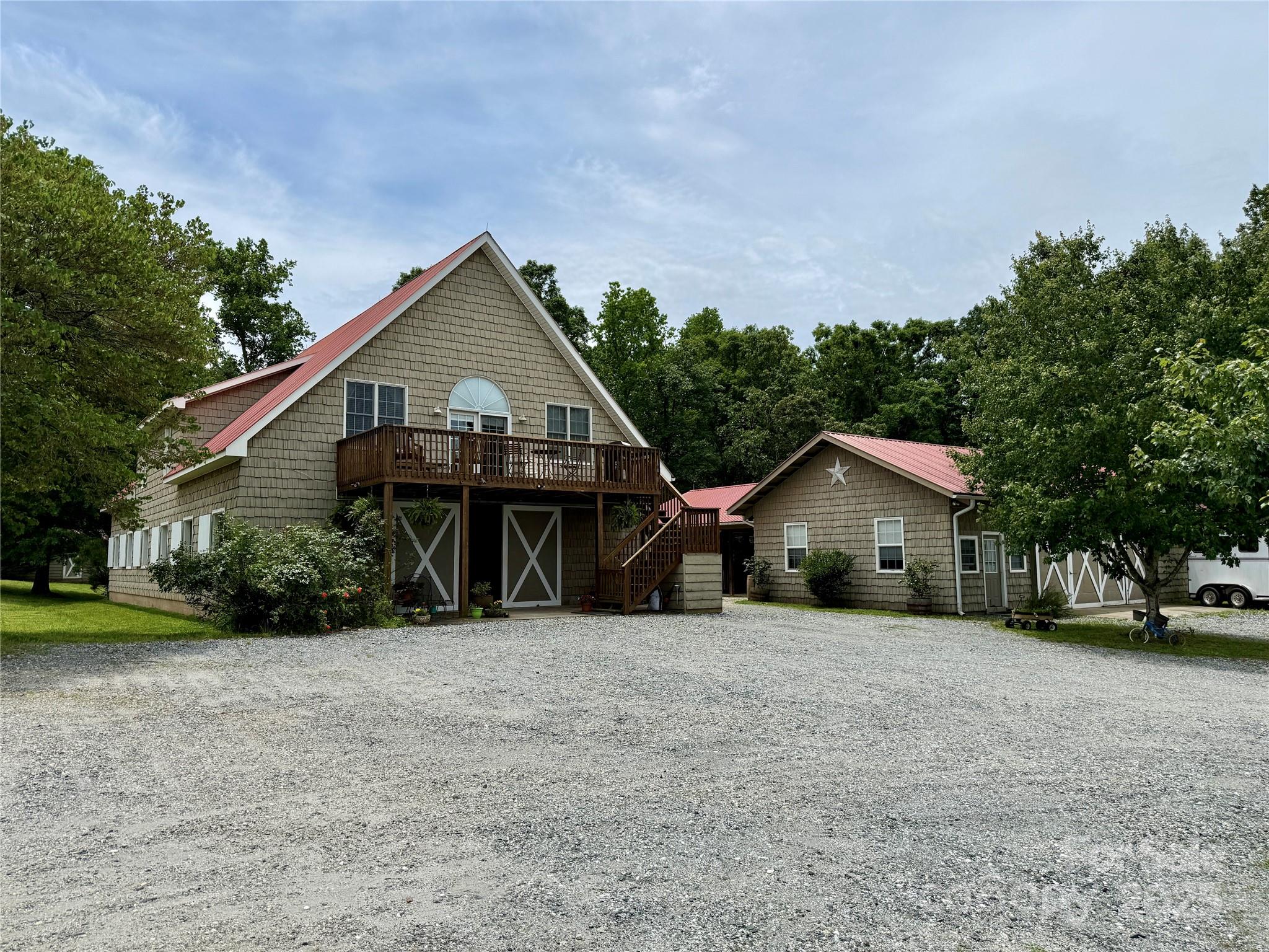listing main picture
