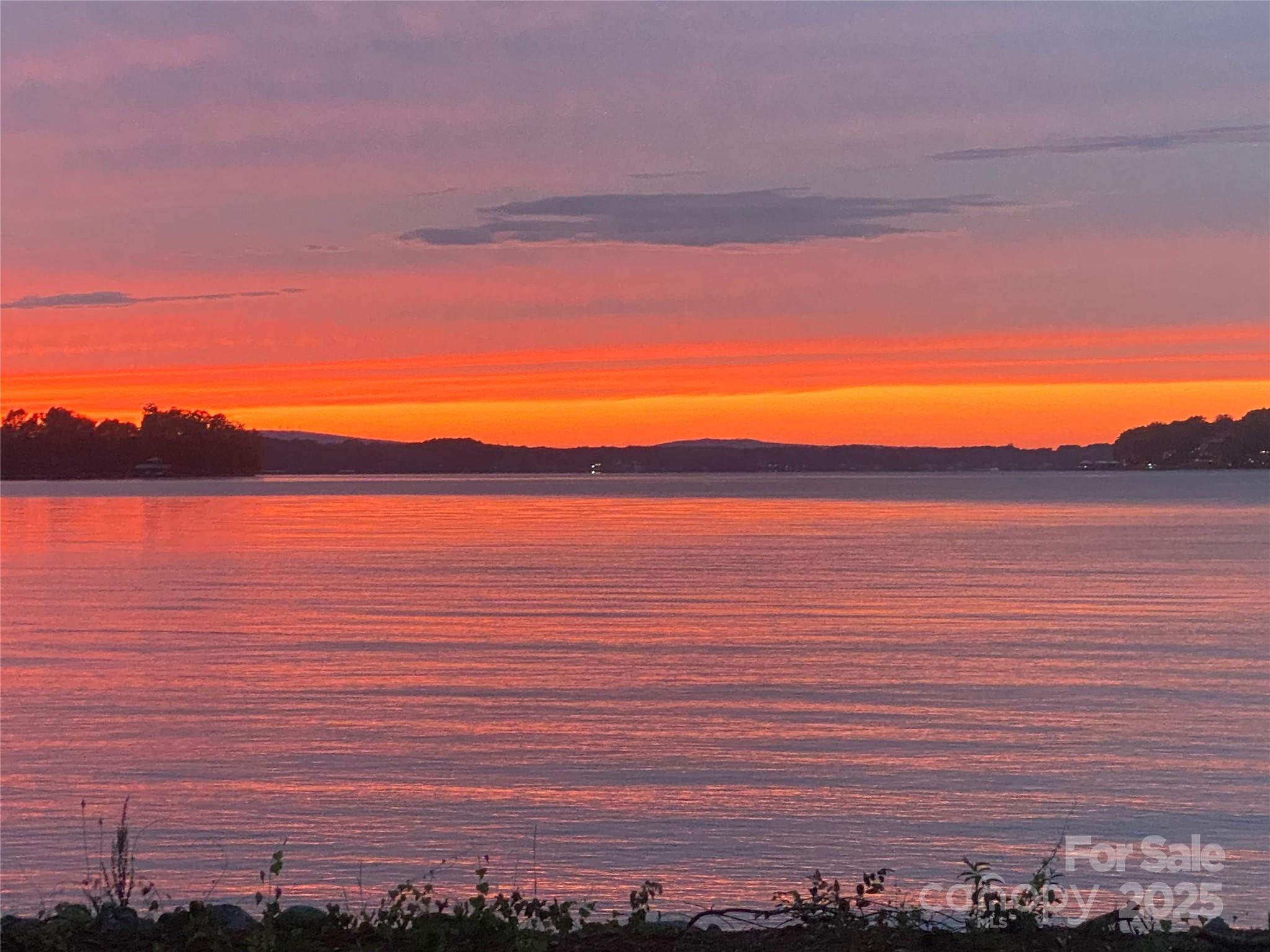 listing main picture