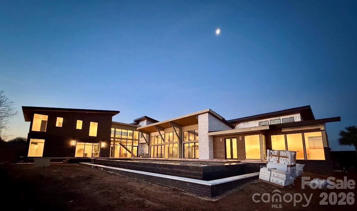 listing main picture