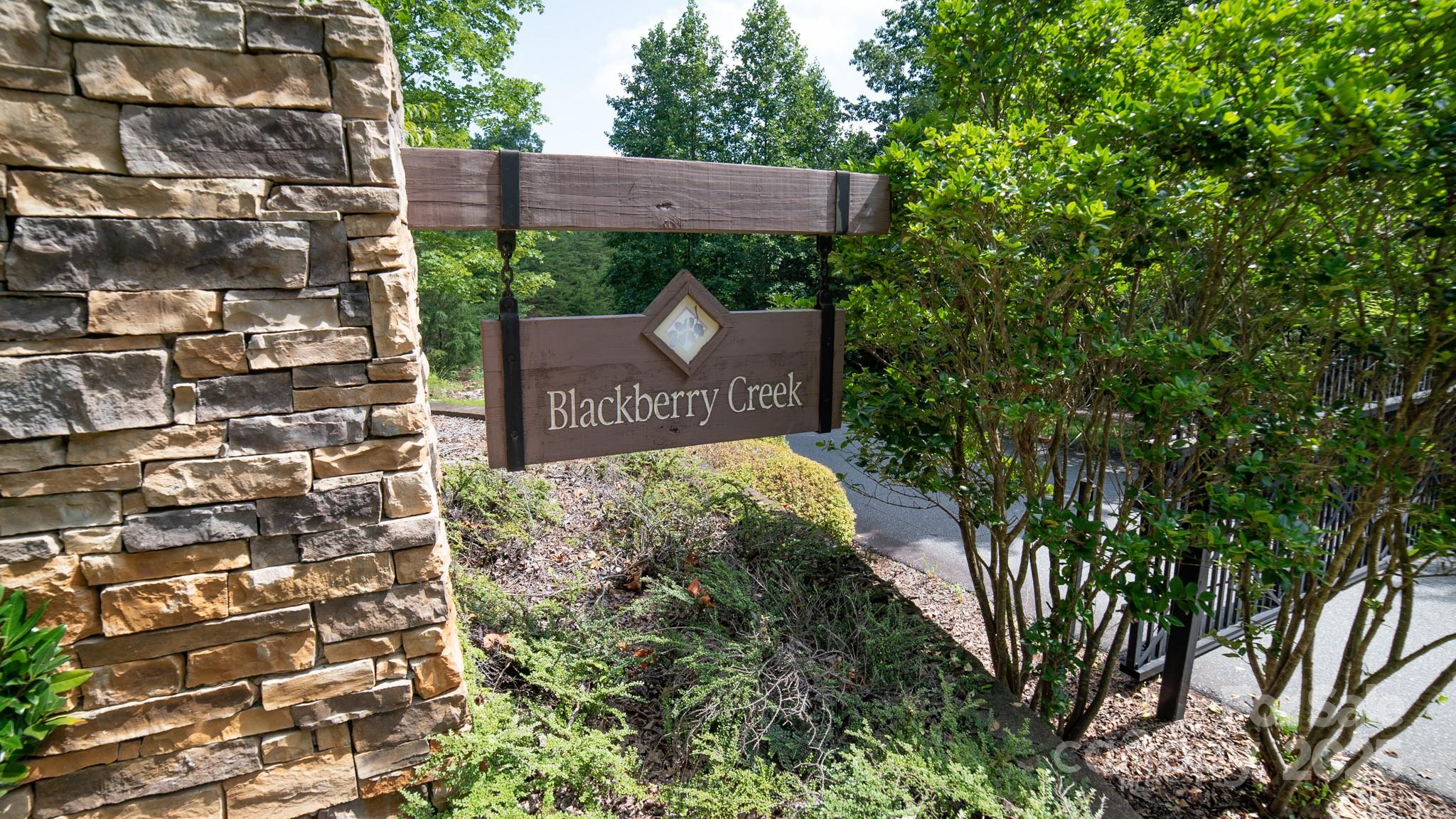 listing main picture