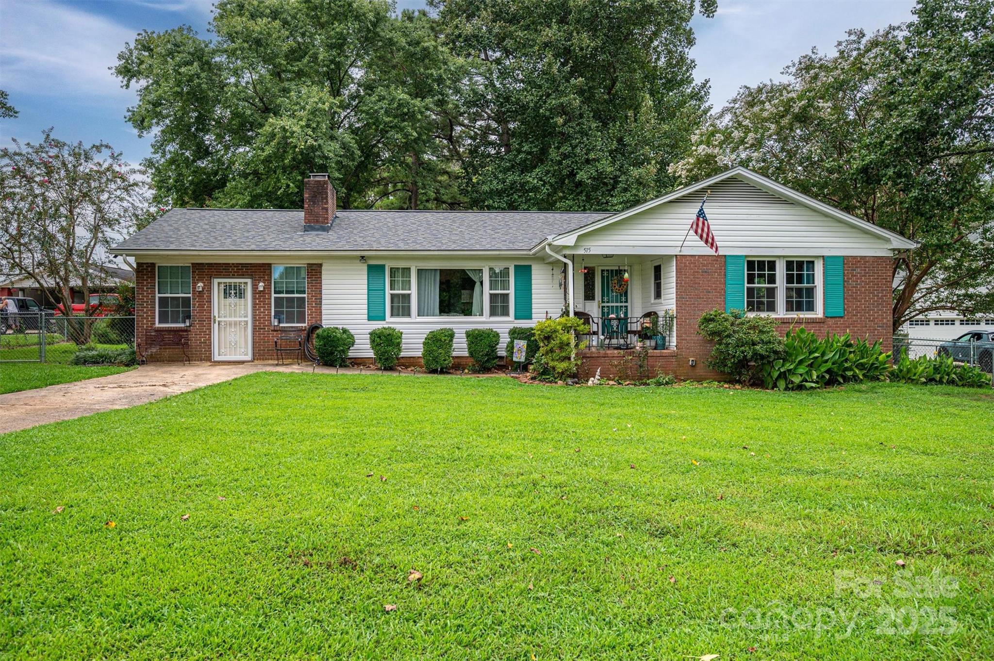 listing main picture