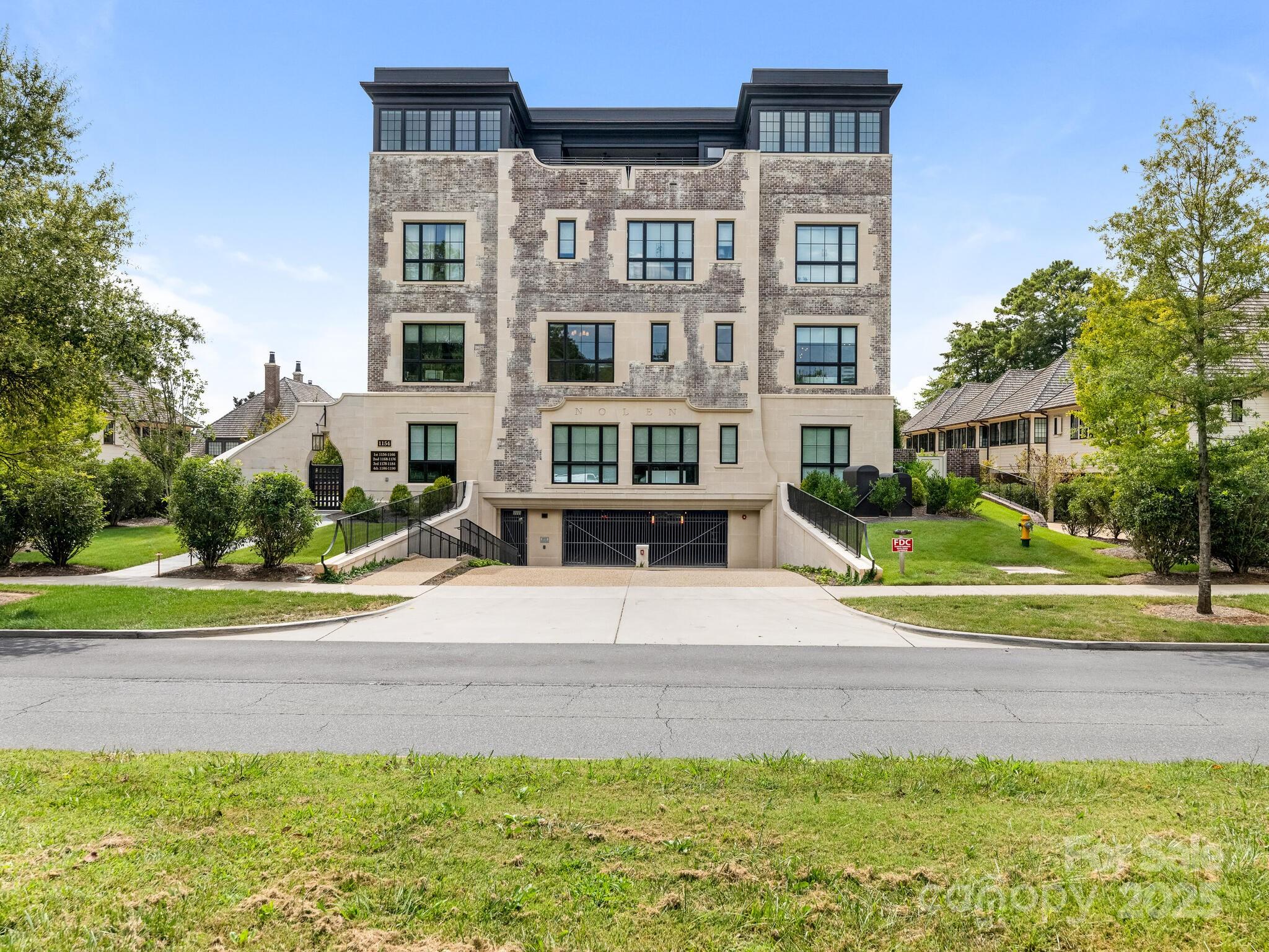 listing main picture