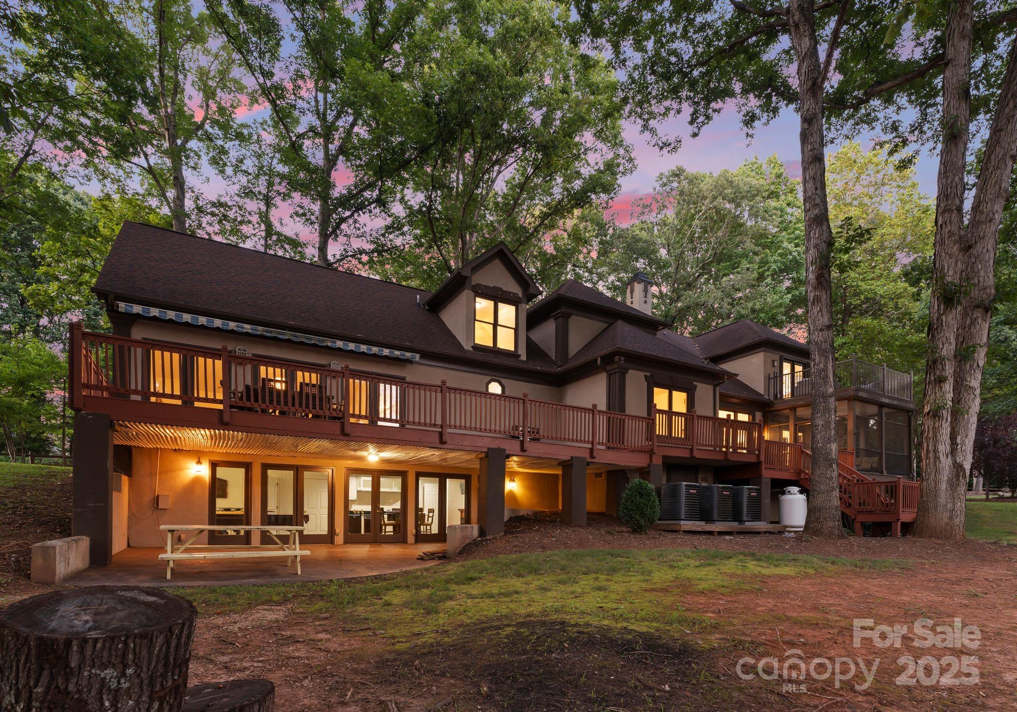 listing main picture