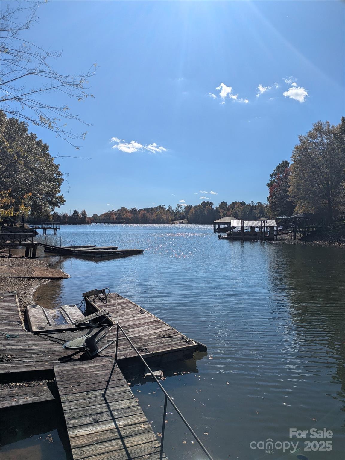 listing main picture