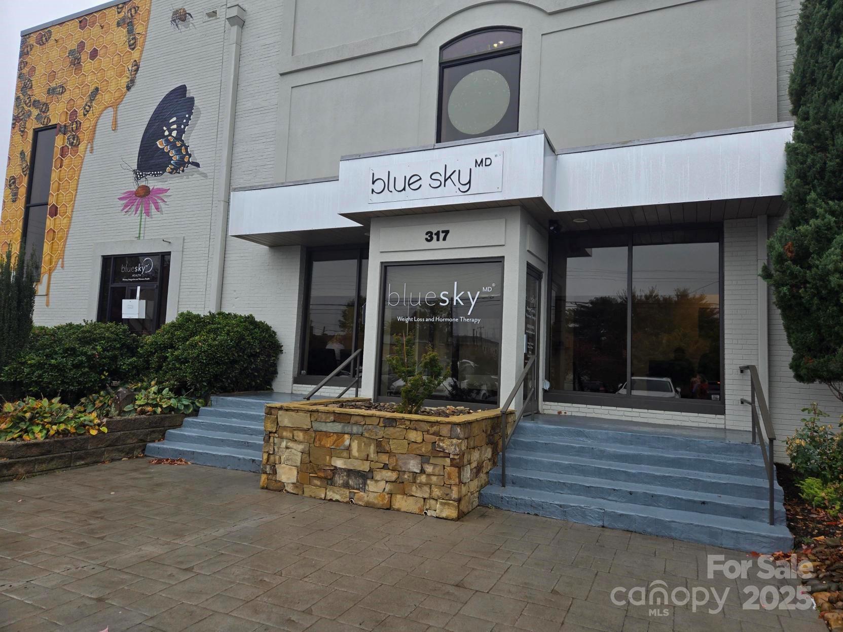 listing main picture