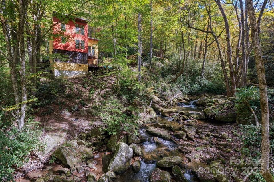 listing main picture