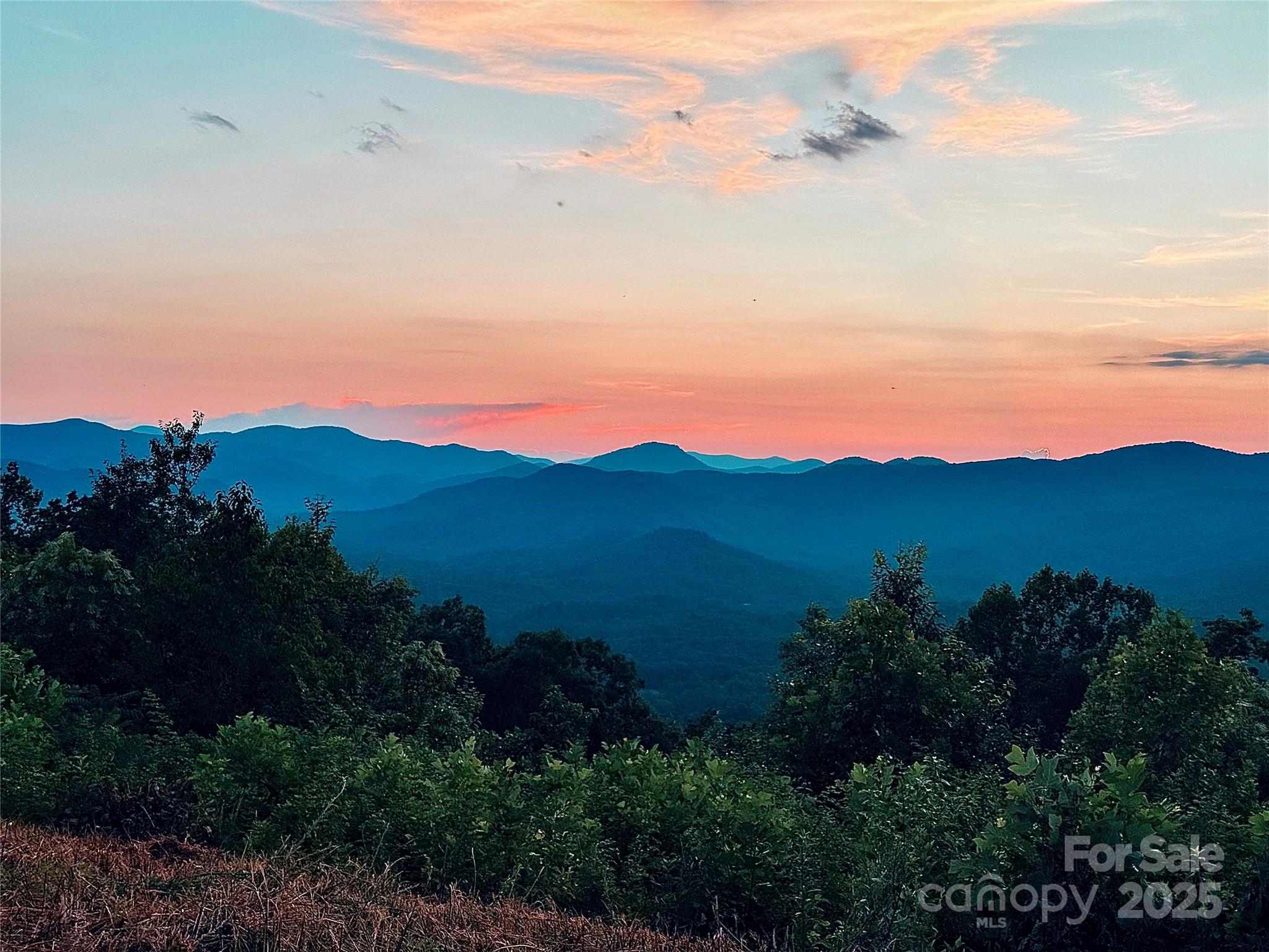 listing main picture