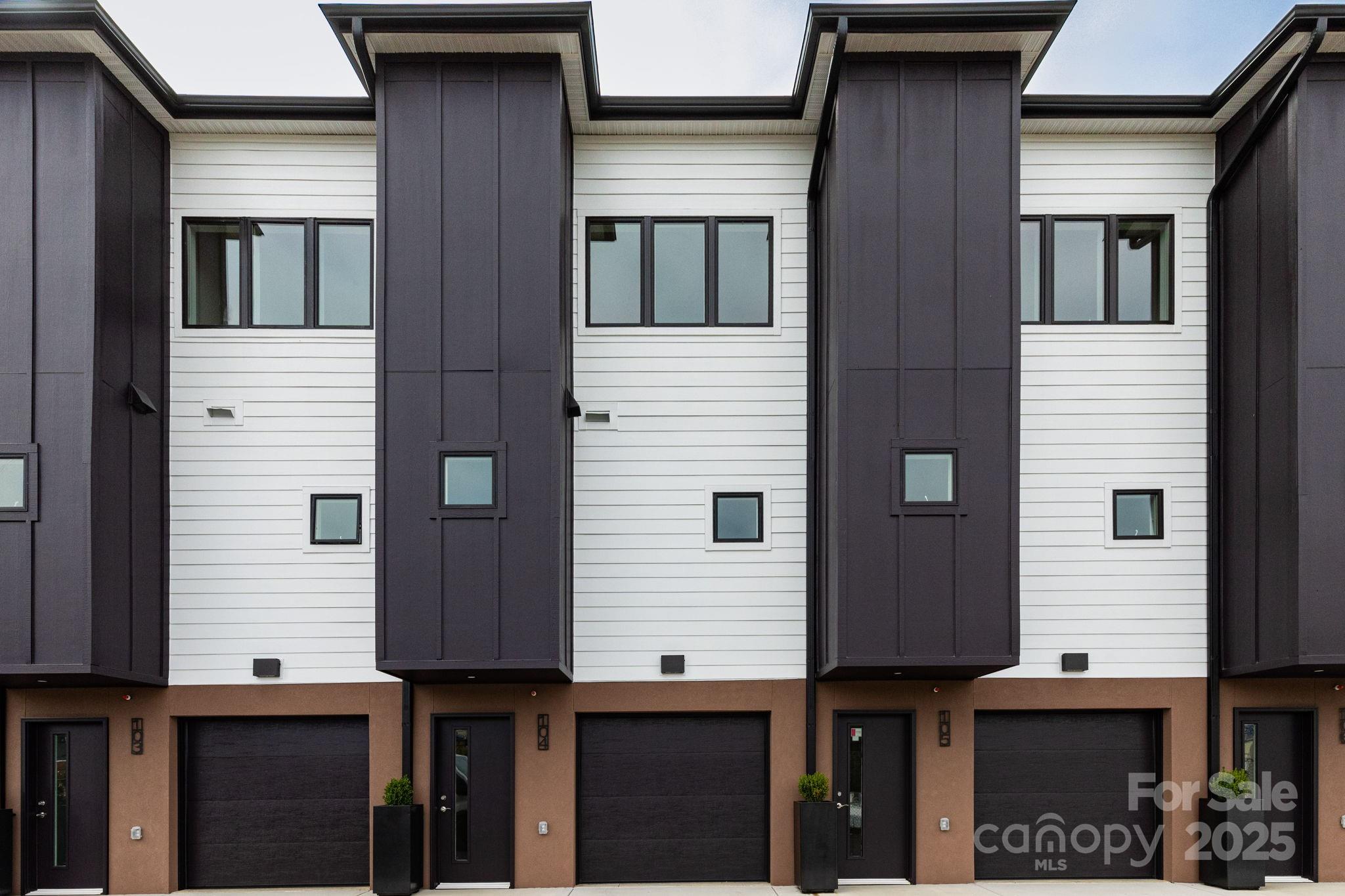 listing main picture