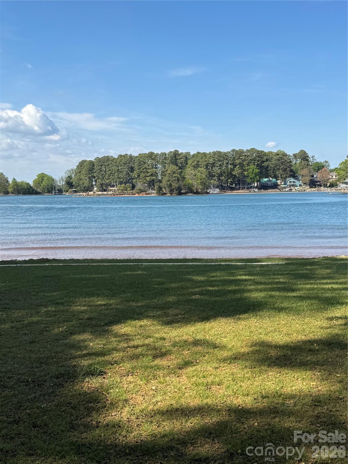 listing main picture