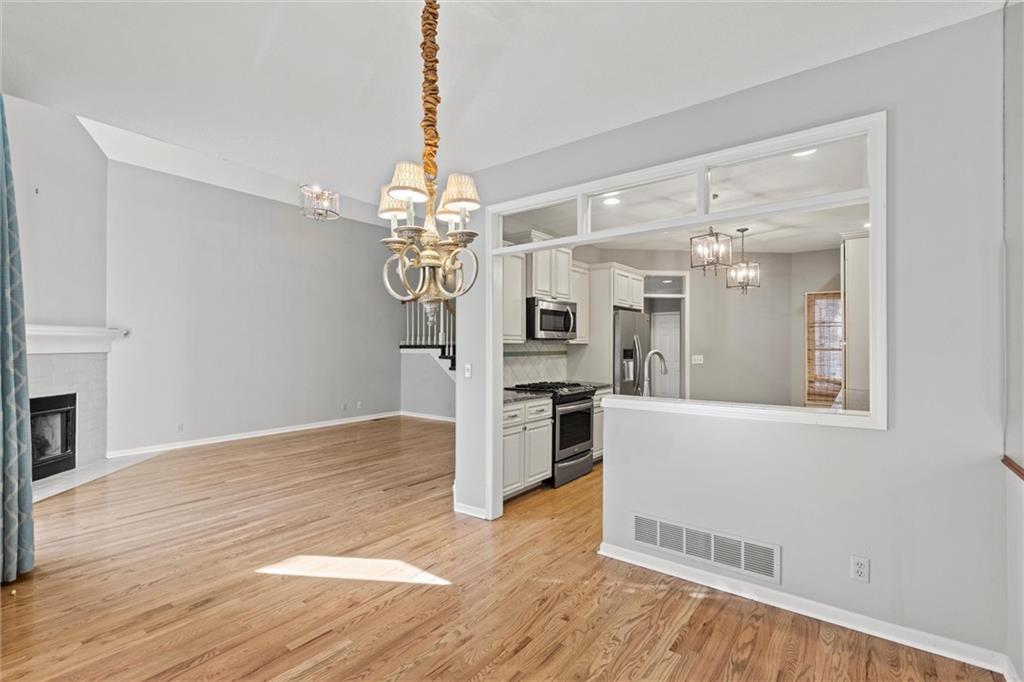 13704 Pembroke Circle, Leawood, Kansas, 66224