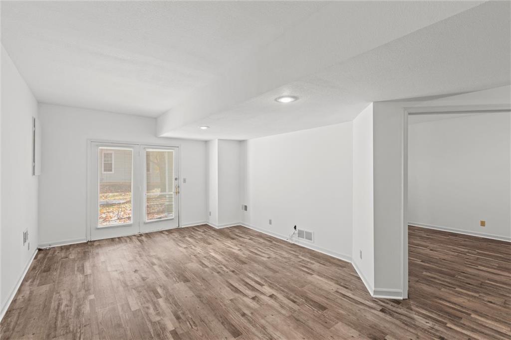 13704 Pembroke Circle, Leawood, Kansas, 66224