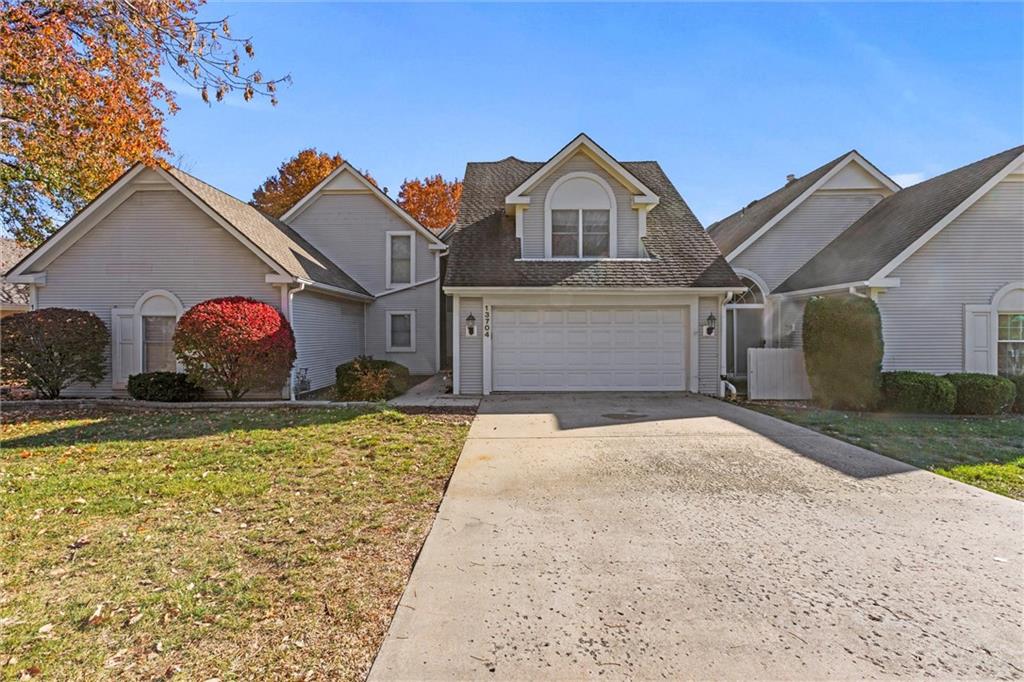 13704 Pembroke Circle, Leawood, Kansas, 66224