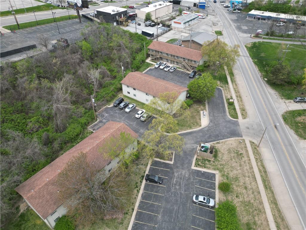 listing main picture