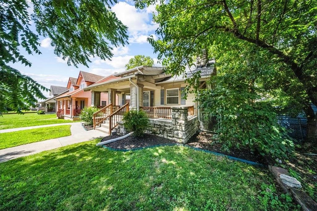 listing main picture