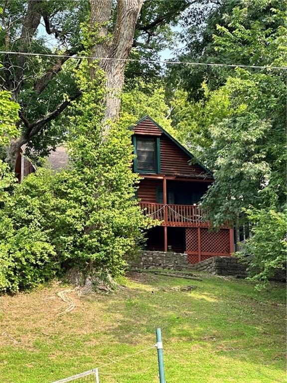 listing main picture