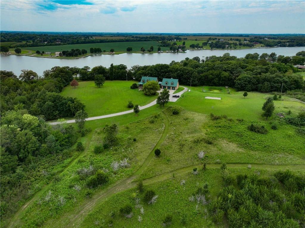 listing main picture