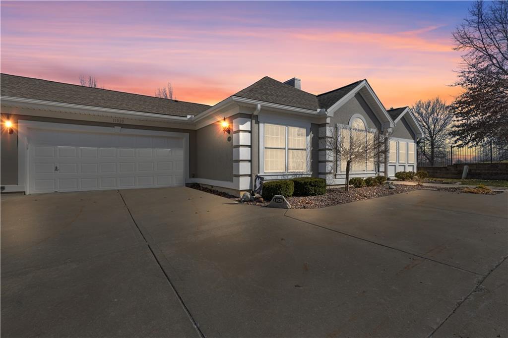 listing main picture