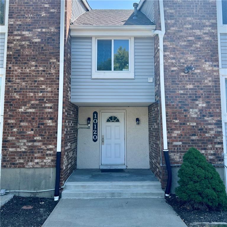 listing main picture