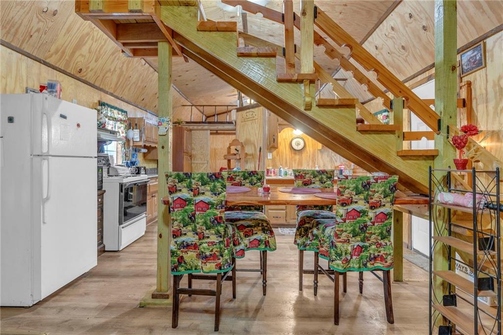 listing main picture