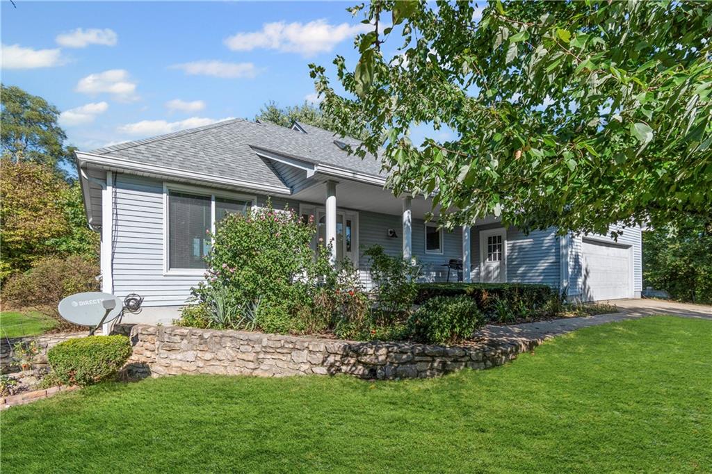 listing main picture