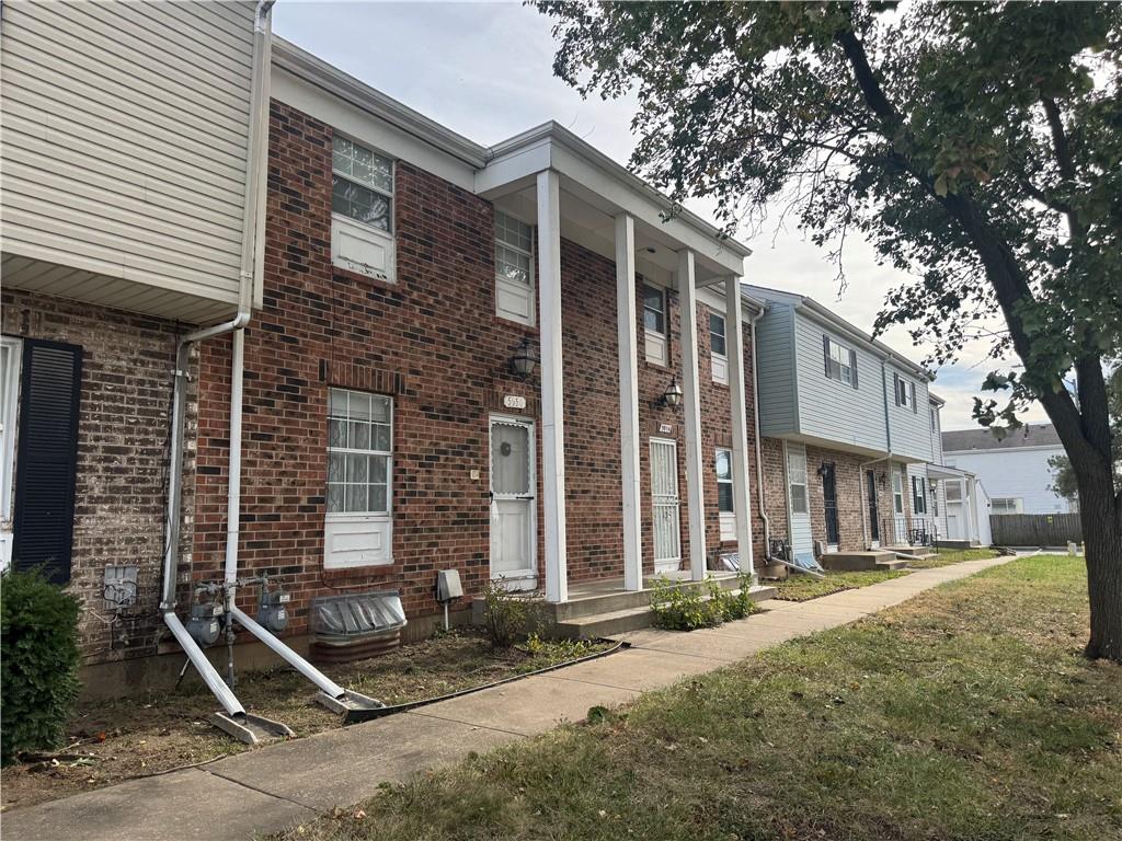 listing main picture