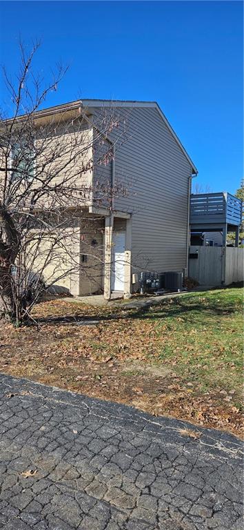 listing main picture