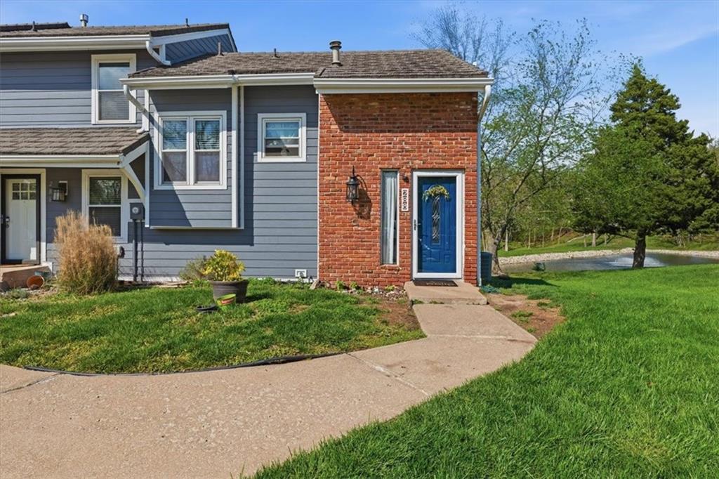 listing main picture