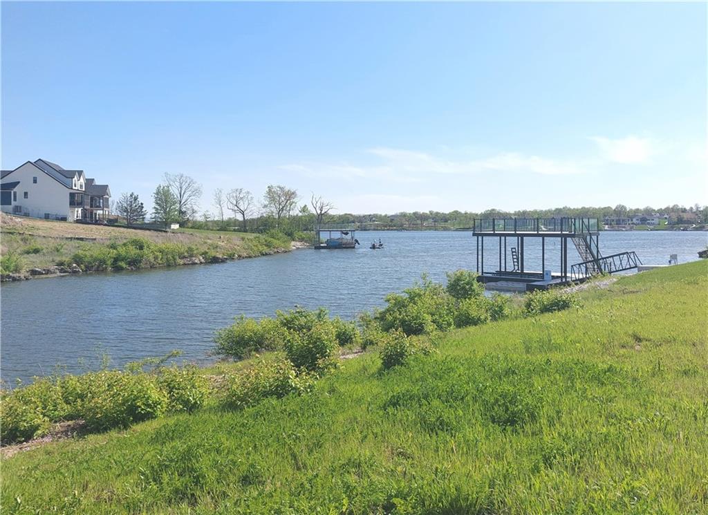 listing main picture