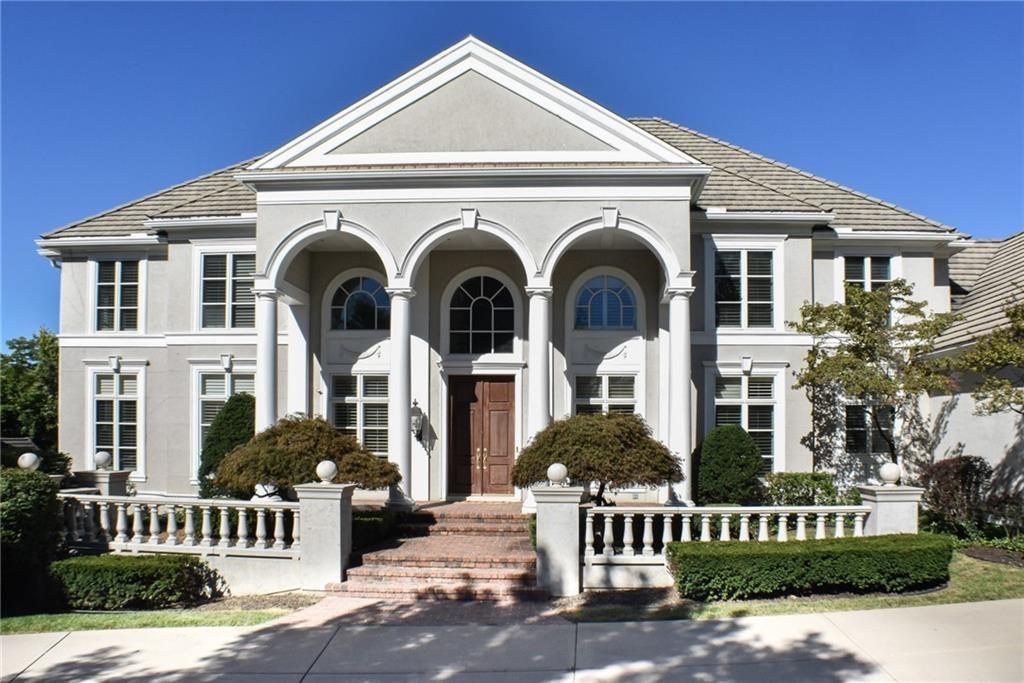 listing main picture